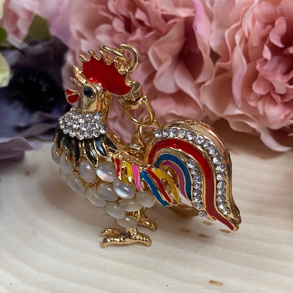 Colorful Crystal and Pearl Rooster on a Keychain - Picture 3 of 7